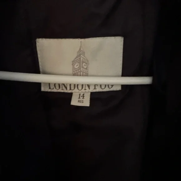 Women’s classic London Fog maxi trench, 14 - Picture 8 of 9